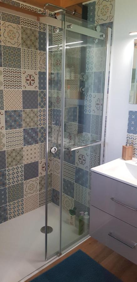 Cottage Combet Gite Climatise Avec Jacuzzi Marsanne エクステリア 写真